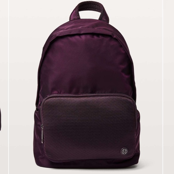 Lululemon Everywhere Backpack Mesh 17L